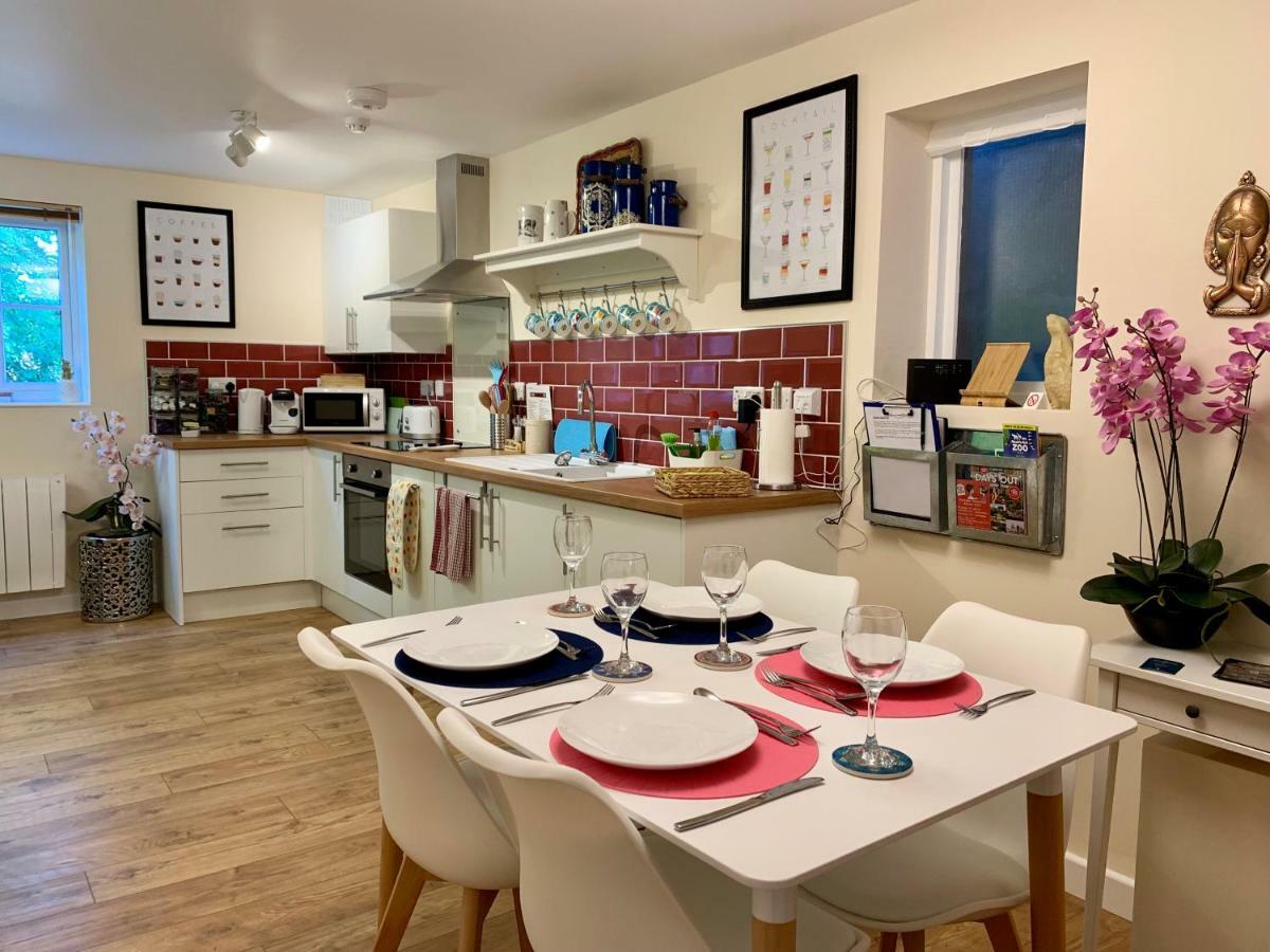Pristine Apartment In The Centre Of Glastonbury Exteriör bild
