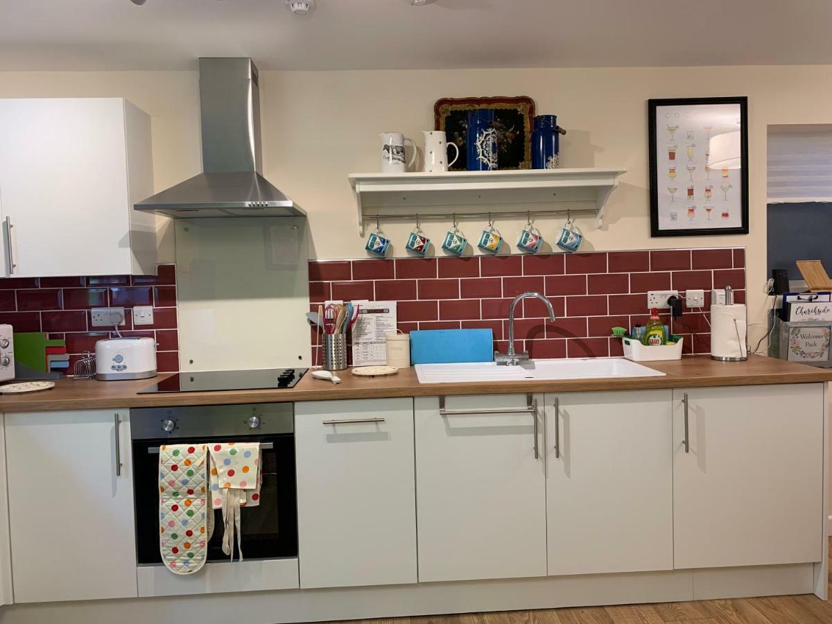 Pristine Apartment In The Centre Of Glastonbury Exteriör bild