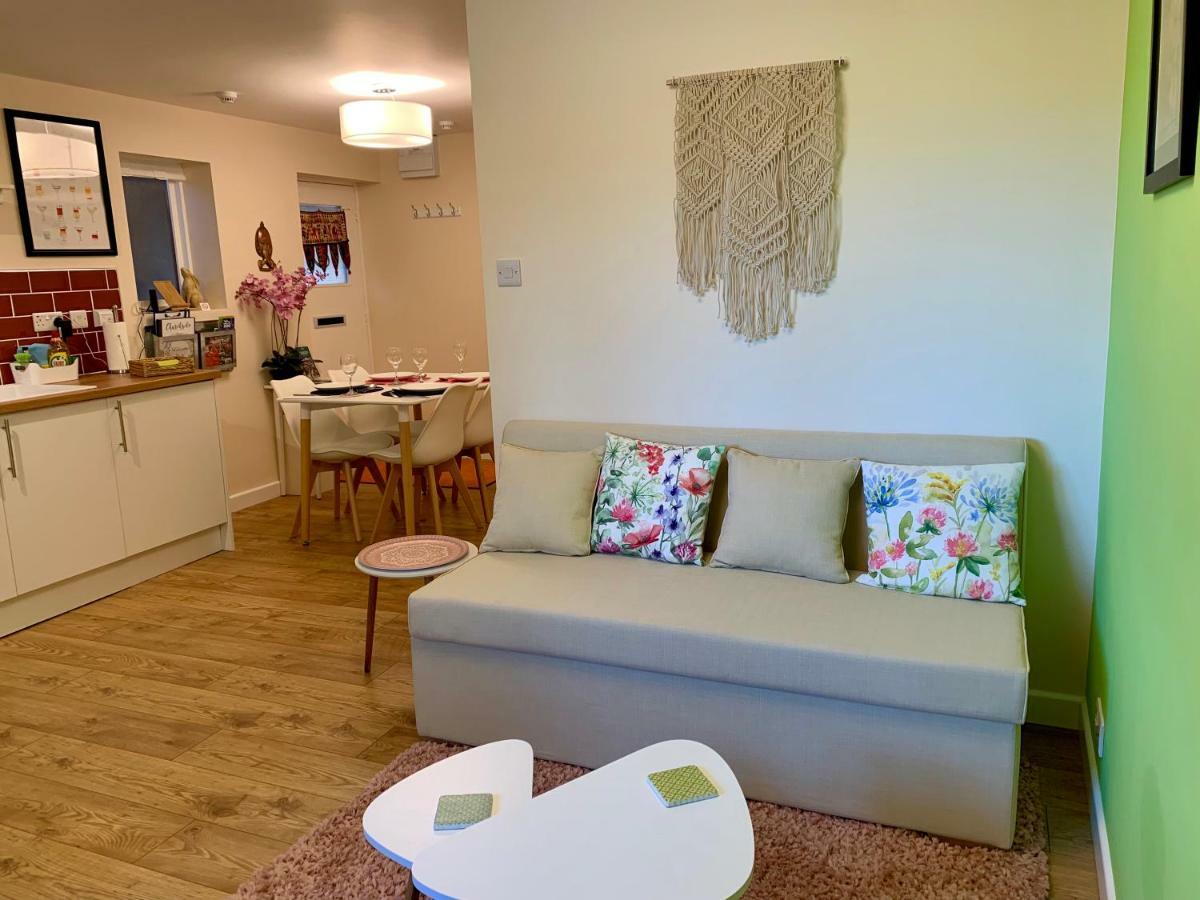 Pristine Apartment In The Centre Of Glastonbury Exteriör bild